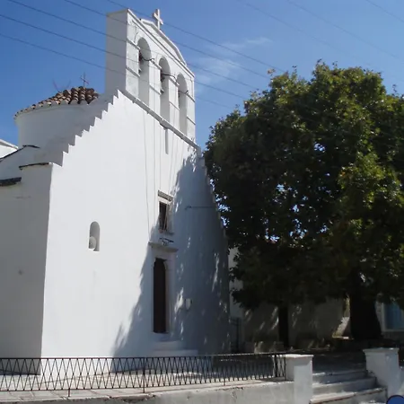 Agnadi 2* Agia Anna (Naxos)