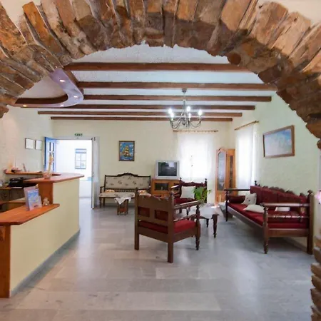 Agnadi Aparthotel 2*