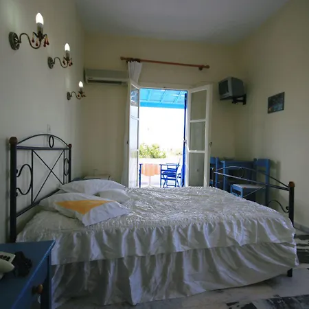 Agnadi Hotel apartamentowy Agia Anna (Naxos)