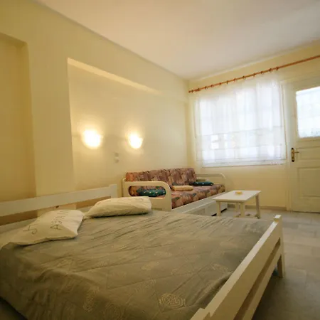 Hotel apartamentowy Agnadi Agia Anna (Naxos)