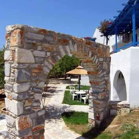 Agnadi 2* Agia Anna (Naxos)