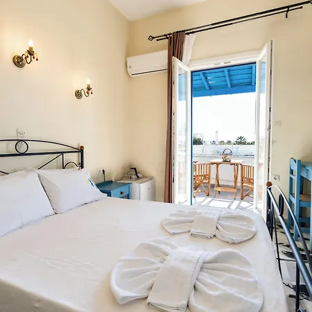 Agnadi アパートホテル Agia Anna (Naxos)