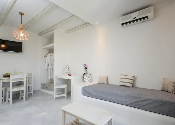 Agnadi Lejlighedshotel Agia Anna (Naxos)